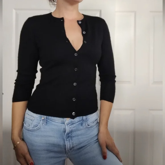 Black Cropped Cardigans